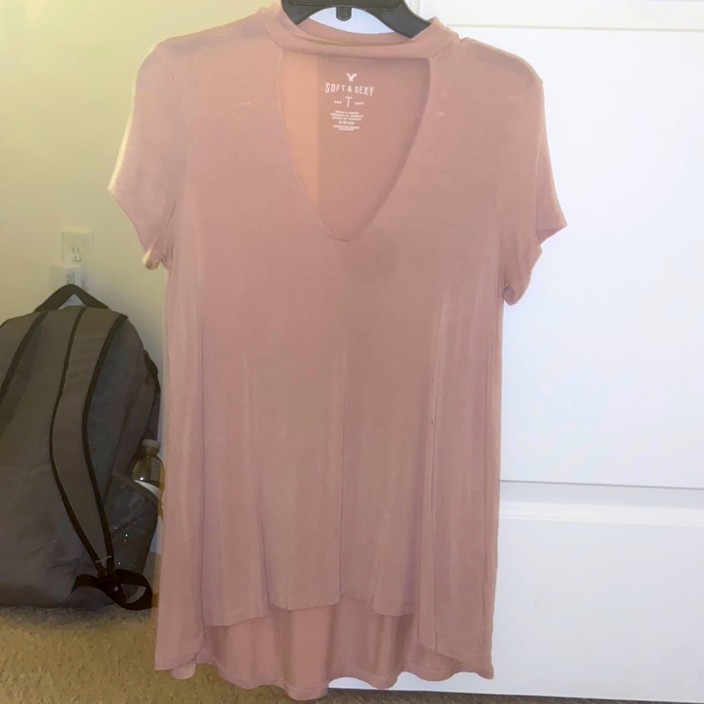 Small pink top with neck line